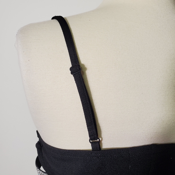 Mini Dress Almost Famous Backless Cutout Fitted Spaghetti Strap Black Dress NWOT - Picture 12 of 16